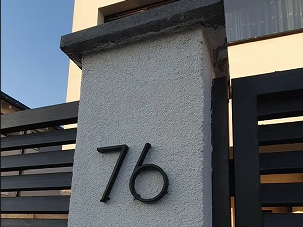 flat cut letters for home